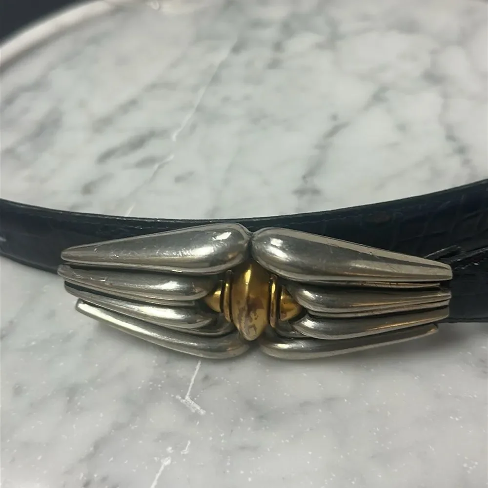 CARLISLE Vintage Leather Black Croc Embossed Belt Silver and Gold Buckle Sz M